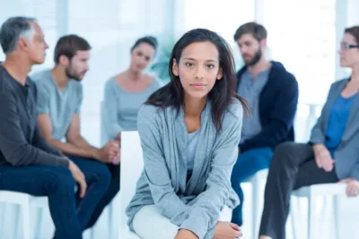 girl attending a group session in a partial hospitalization program in Los Angeles