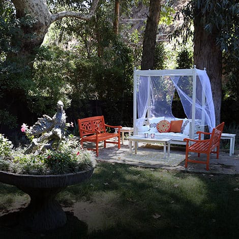 outdoor sitting area at houdini house