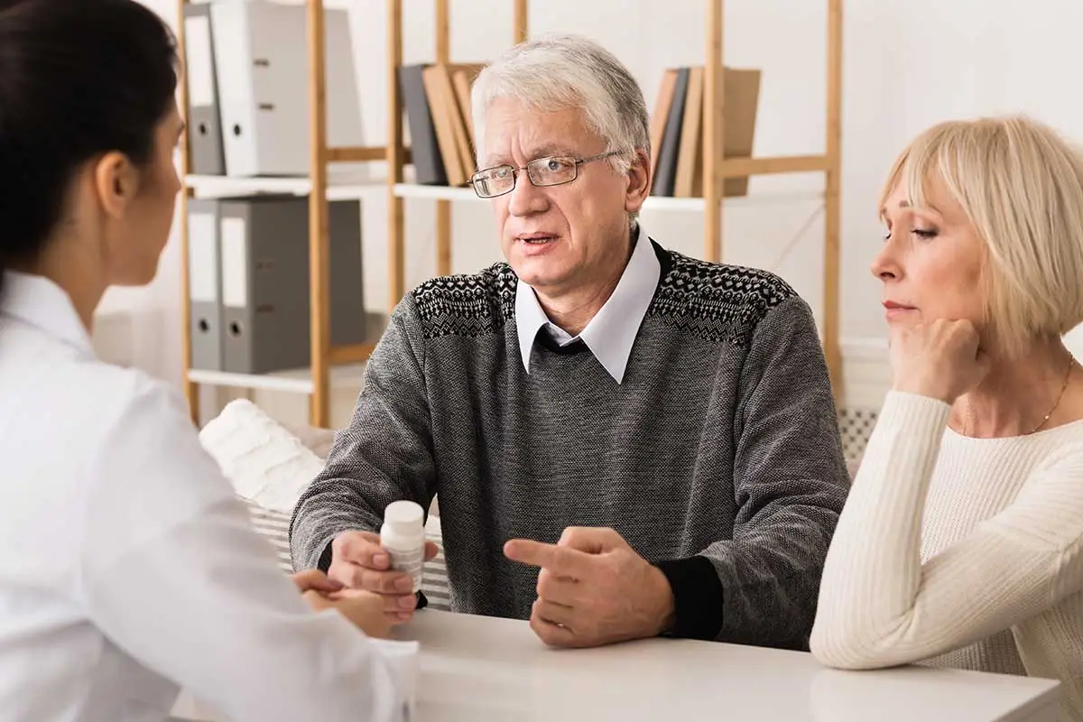 a couple talks through their physical dependence