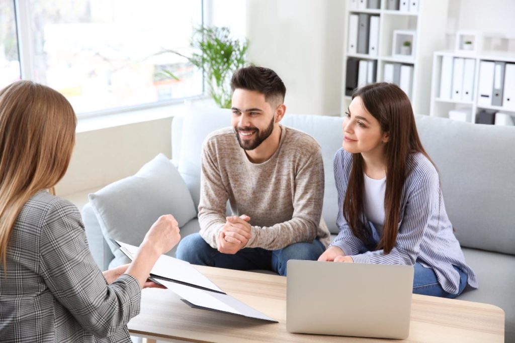 family works on setting healthy boundaries in therapy program
