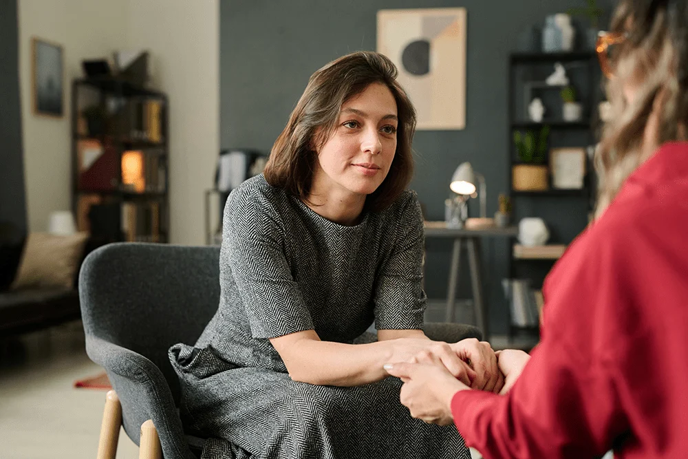 woman speaking with her therapist during an acceptance and commitment therapy session in Los Angeles