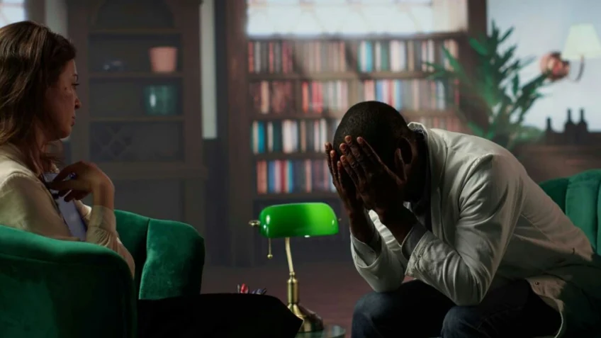 man struggling with bipolar disorder attends treatment program in California